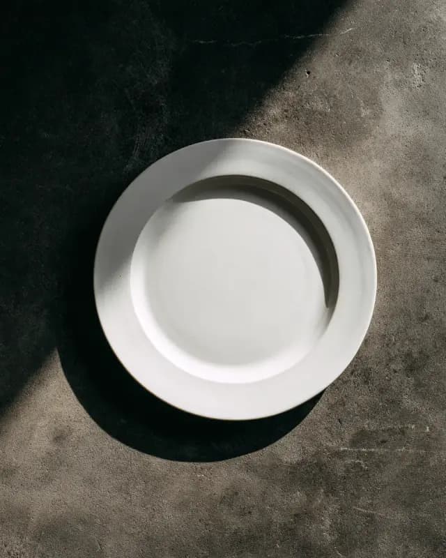 No. 01 Plate — White porcelain